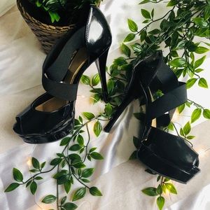 Black Platform Jessica Simpson Heels
